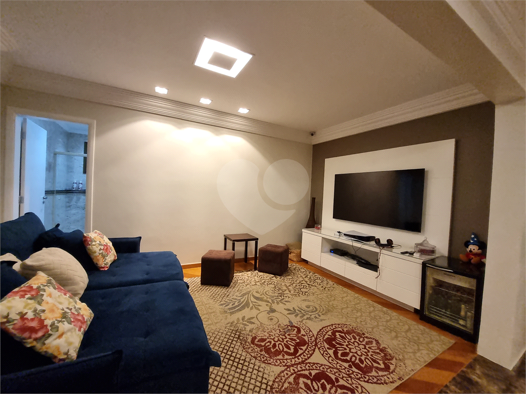 Apartamento com 217 m² com 3 suítes e 4 vagas em  Santana, São Paulo - SP