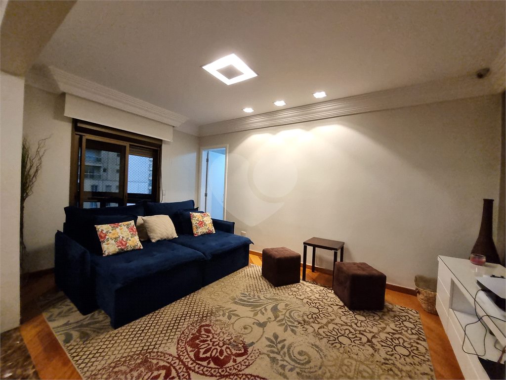 Apartamento com 217 m² com 3 suítes e 4 vagas em  Santana, São Paulo - SP