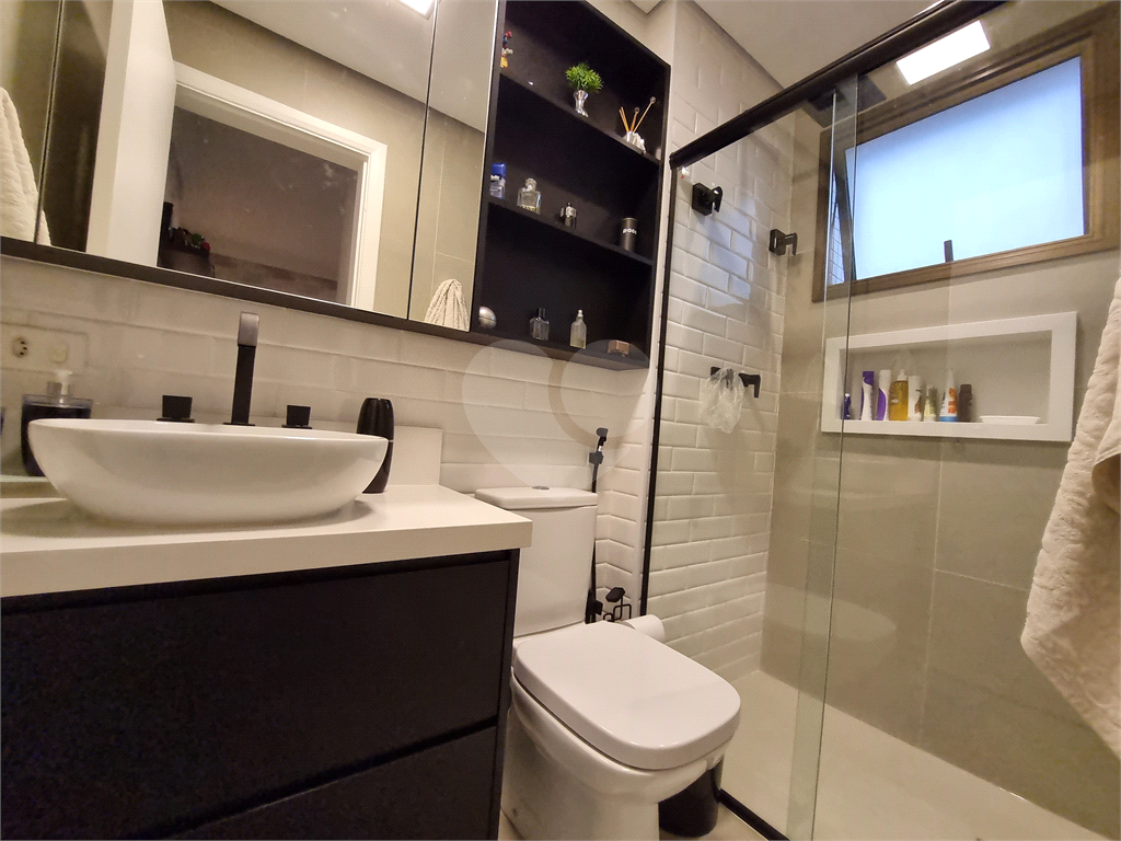 Apartamento com 217 m² com 3 suítes e 4 vagas em  Santana, São Paulo - SP