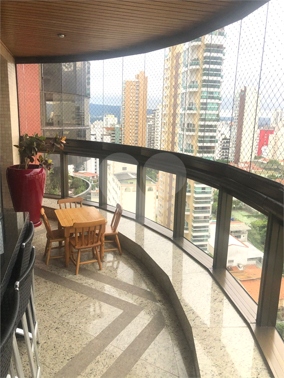 Apartamento com 217 m² com 3 suítes e 4 vagas em  Santana, São Paulo - SP
