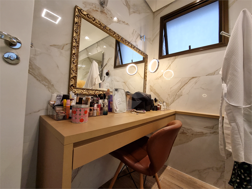 Apartamento com 217 m² com 3 suítes e 4 vagas em  Santana, São Paulo - SP