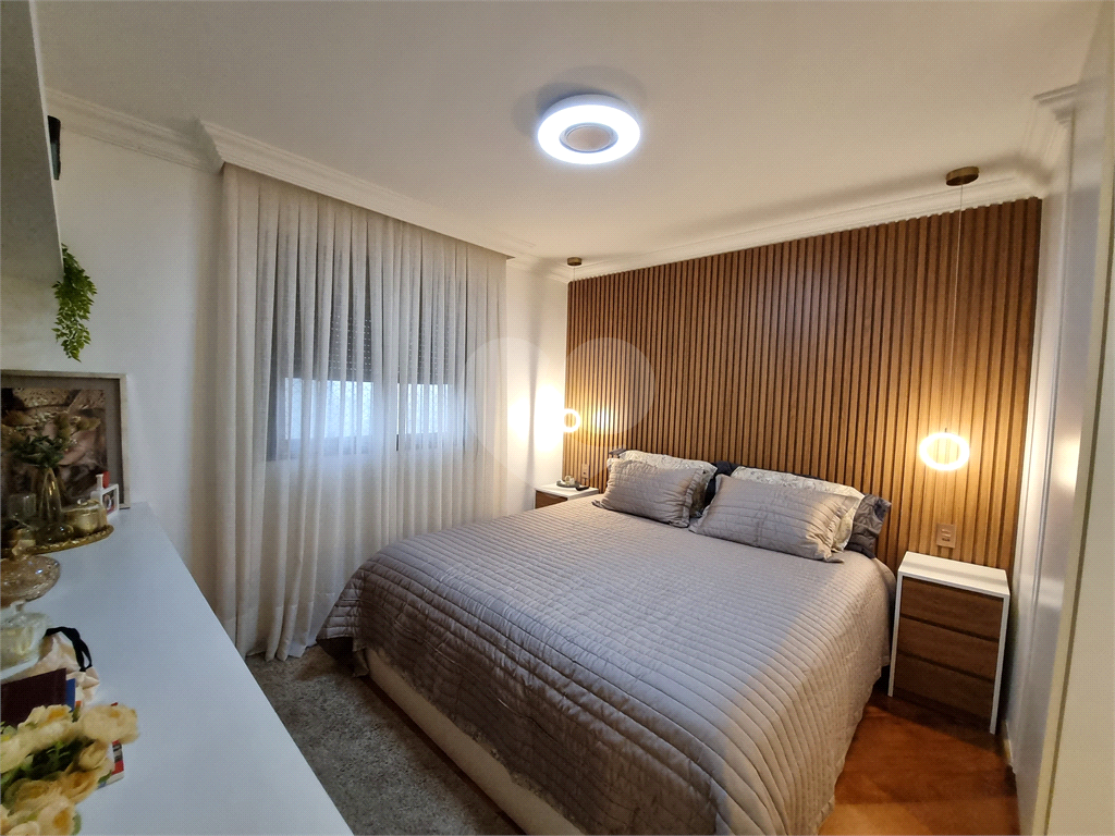 Apartamento com 217 m² com 3 suítes e 4 vagas em  Santana, São Paulo - SP