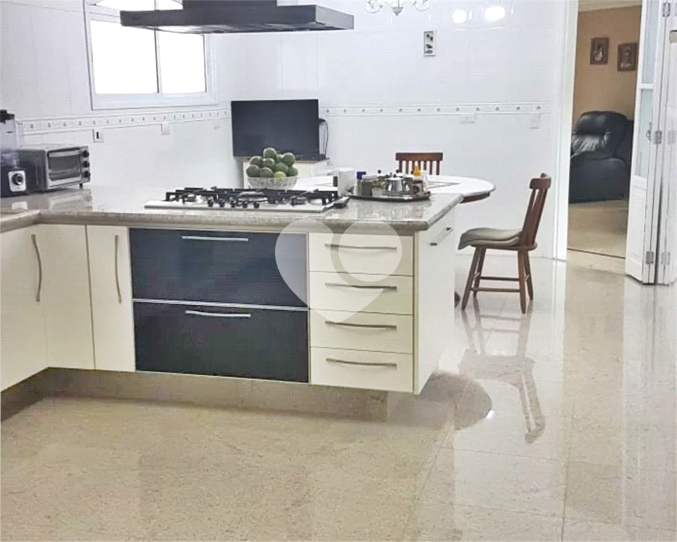 Sobrado à venda com 3 quartos, 500m² - Foto 16