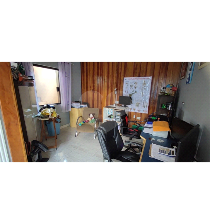 Casa - Vila Suissa - Ribeirão Pires - 2 dormitórios / quartos - 4 vagas - Venda / Compra