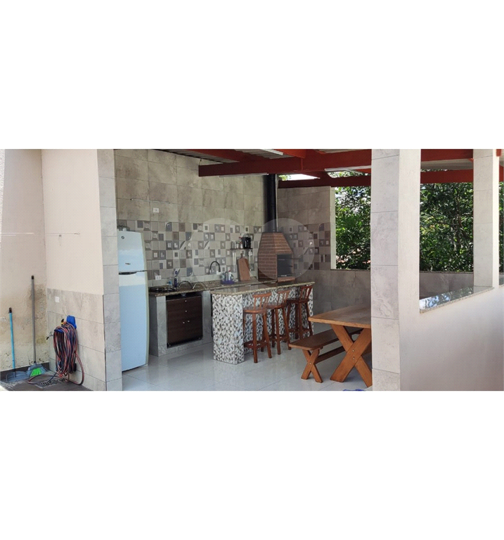 Casa - Vila Suissa - Ribeirão Pires - 2 dormitórios / quartos - 4 vagas - Venda / Compra