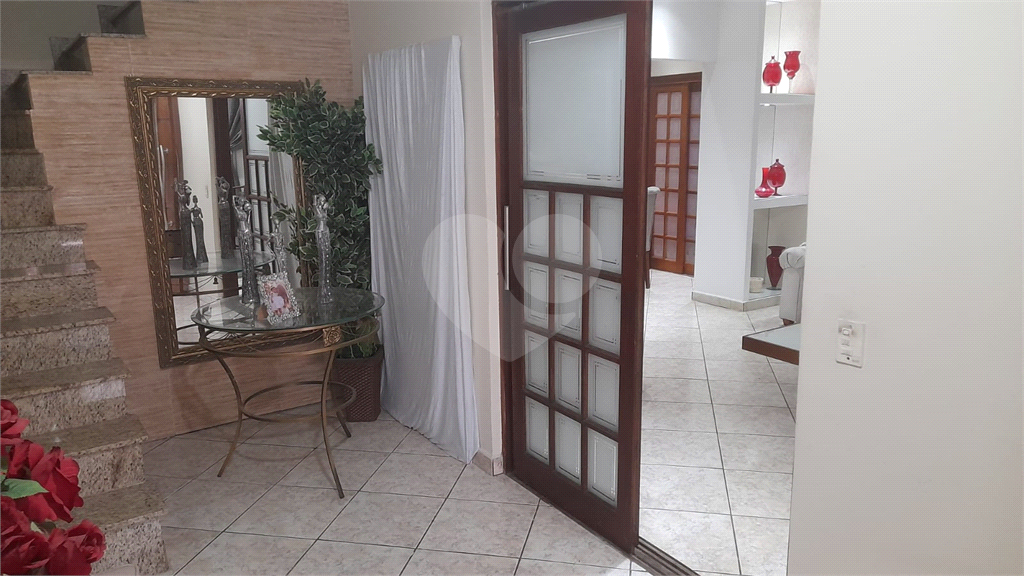 Sobrado à venda com 4 quartos, 180m² - Foto 44