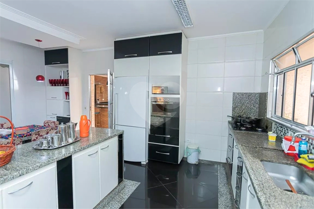 Sobrado à venda com 4 quartos, 180m² - Foto 5