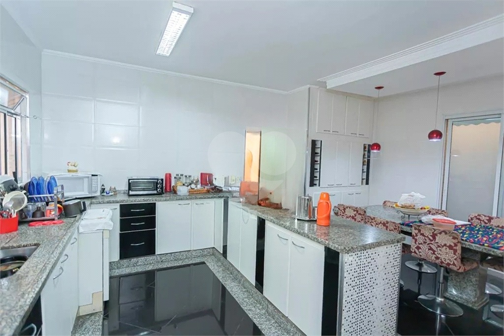 Sobrado à venda com 4 quartos, 180m² - Foto 8