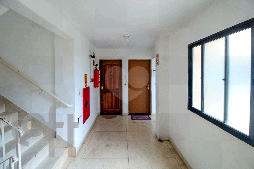 Apartamento à venda com 2 quartos, 52m² - Foto 28