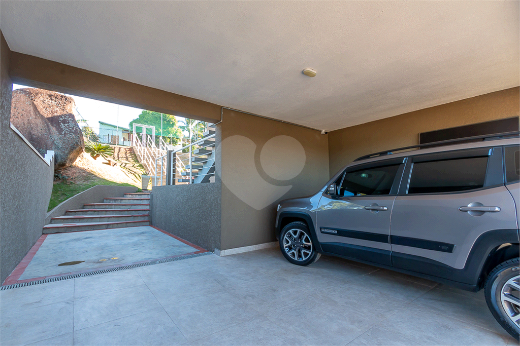 Casa à venda com 4 quartos, 600m² - Foto 27