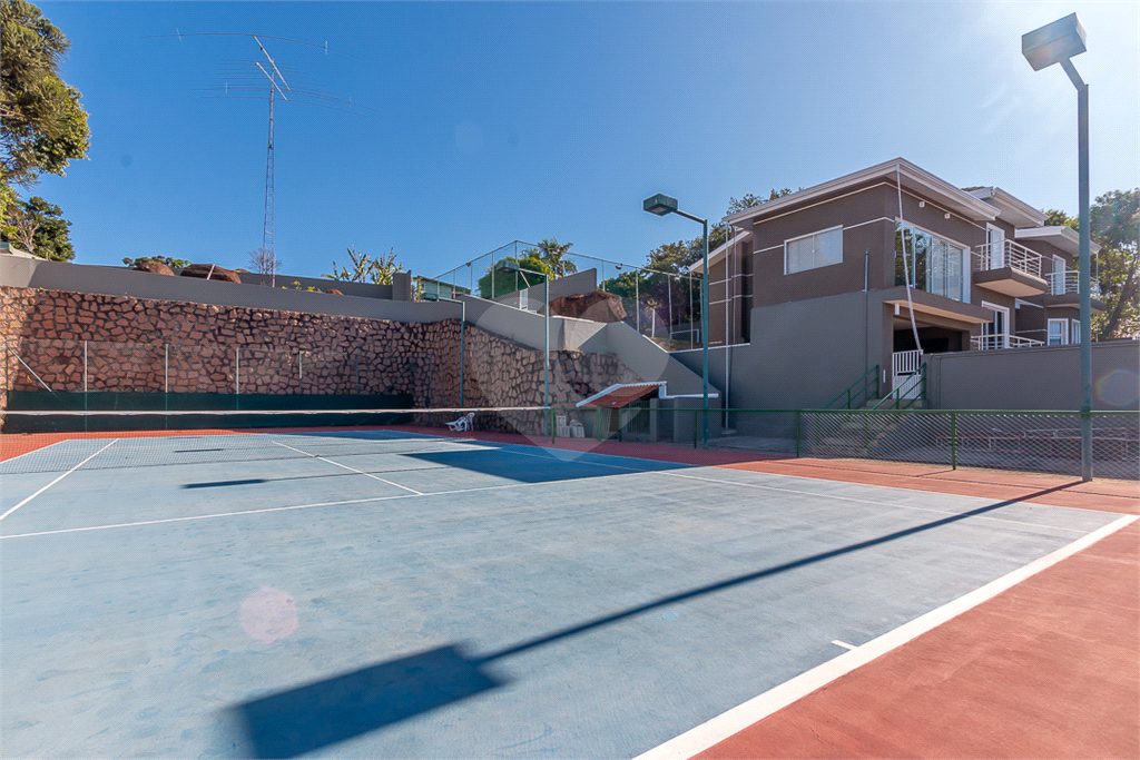 Casa à venda com 4 quartos, 600m² - Foto 32