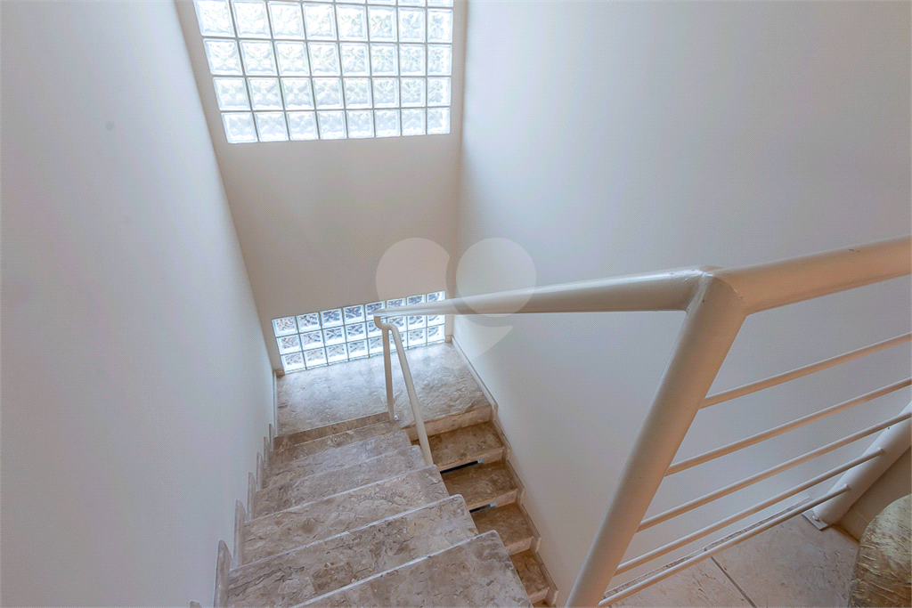 Casa à venda com 4 quartos, 600m² - Foto 5