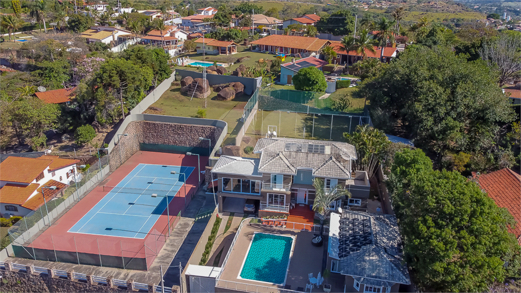 Casa à venda com 4 quartos, 600m² - Foto 33