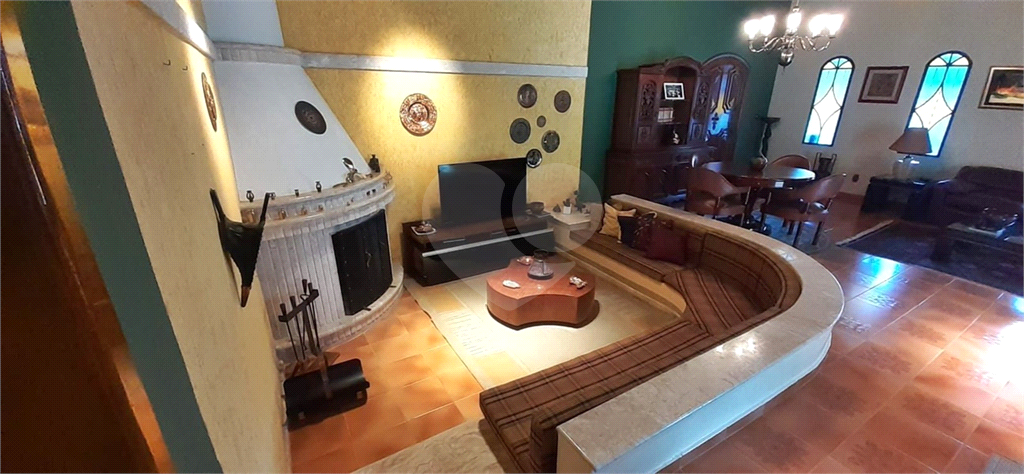 Casa de alto padrão em Santa Isabel. São Paulo