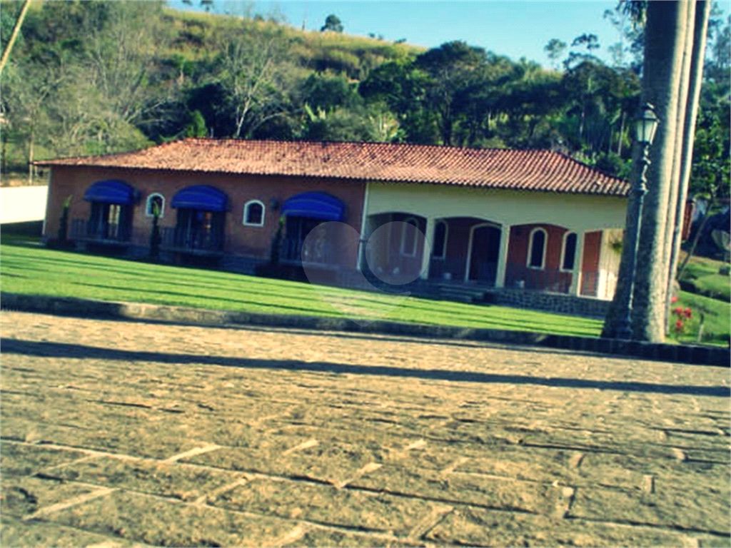 Casa de alto padrão em Santa Isabel. São Paulo