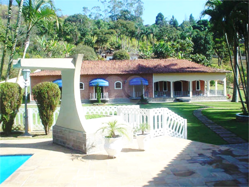 Casa de alto padrão em Santa Isabel. São Paulo