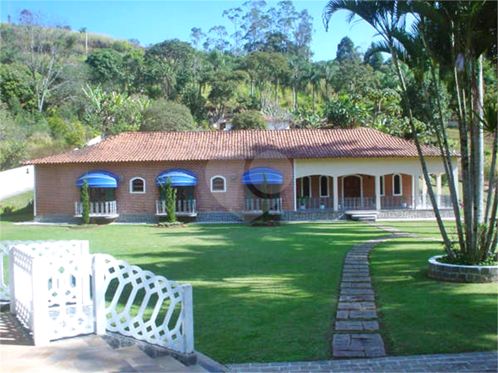 Casa de alto padrão em Santa Isabel. São Paulo