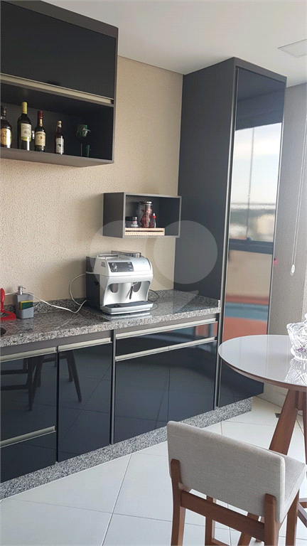 Apartamento à venda com 3 quartos, 81m² - Foto 15