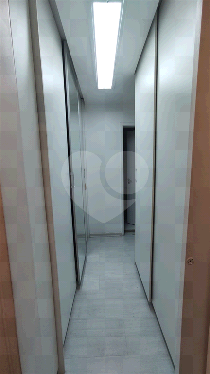 APARTAMENTO em JARDIM ZAIRA
