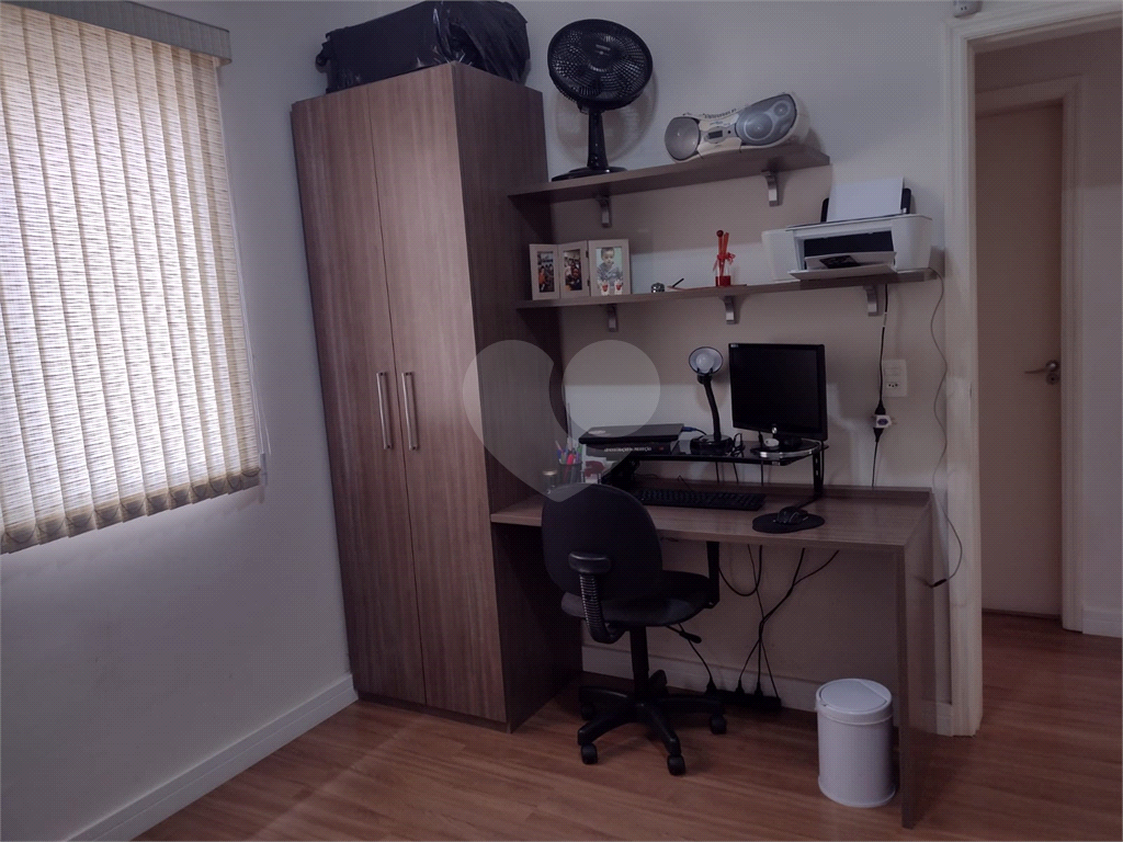 Casa à venda com 3 quartos, 300m² - Foto 16