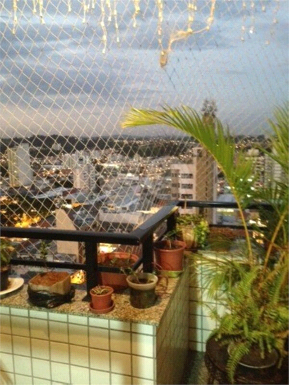 Apartamento à venda com 3 quartos, 136m² - Foto 2