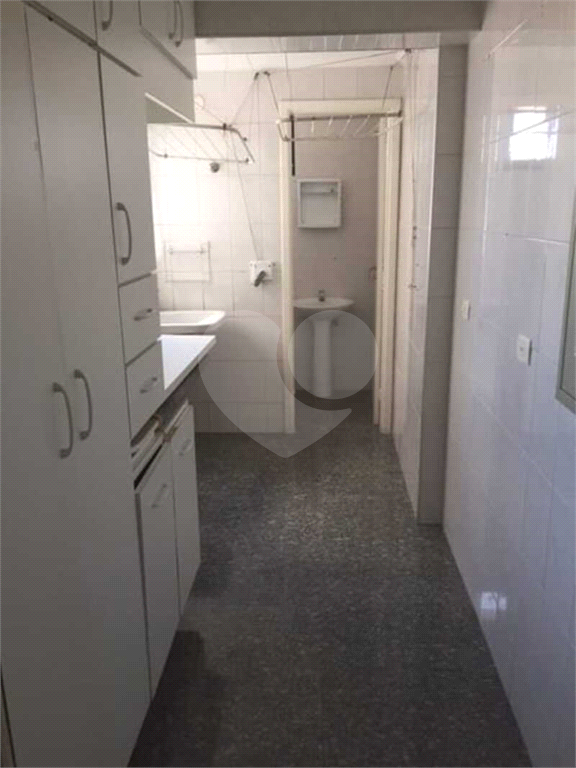 Apartamento à venda com 3 quartos, 136m² - Foto 8