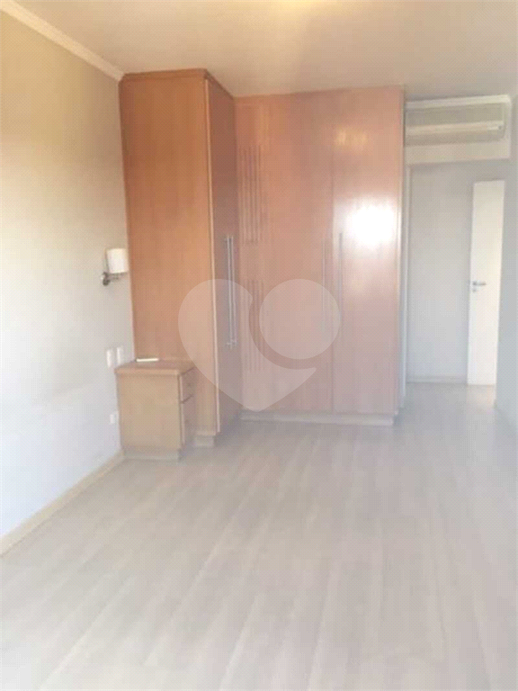 Apartamento à venda com 3 quartos, 136m² - Foto 14