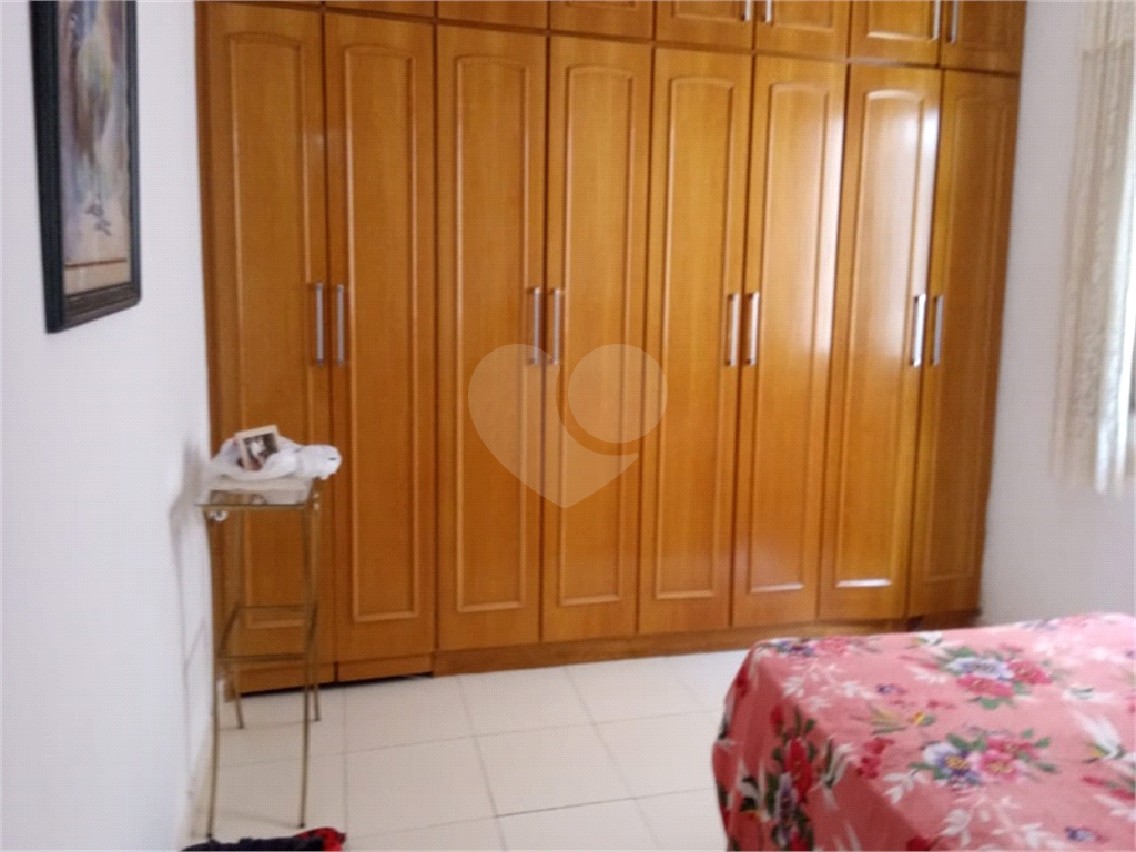 Casa à venda com 2 quartos, 185m² - Foto 18