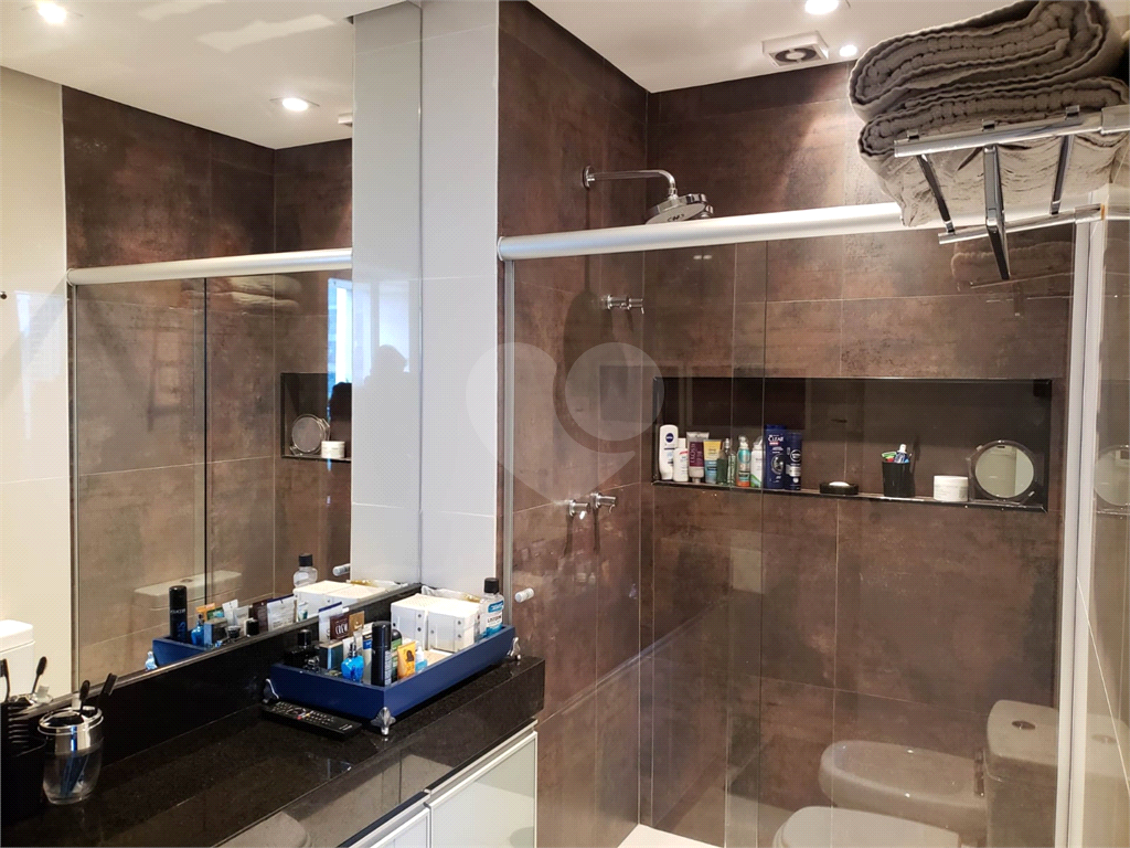 FLAT NA AV. FARIA LIMA