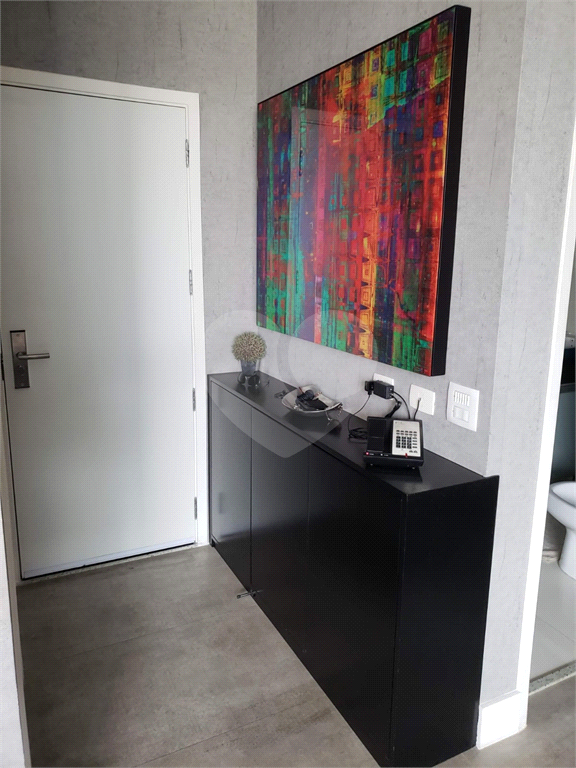 FLAT NA AV. FARIA LIMA