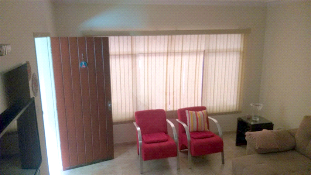 Sobrado à venda com 3 quartos, 108m² - Foto 1