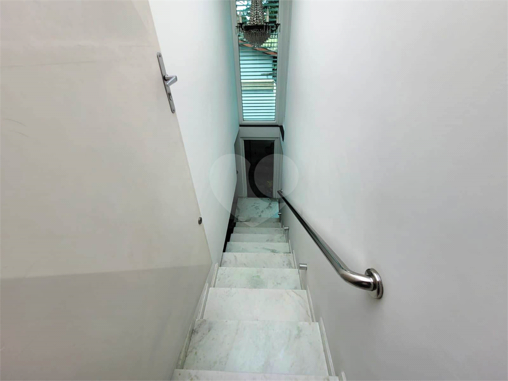 Casa á Venda no Tremembé com 03 Suítes e 8 Vagas por R$ 3.998.000,00