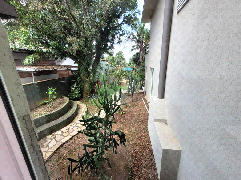 Casa á Venda no Tremembé com 03 Suítes e 8 Vagas por R$ 3.998.000,00