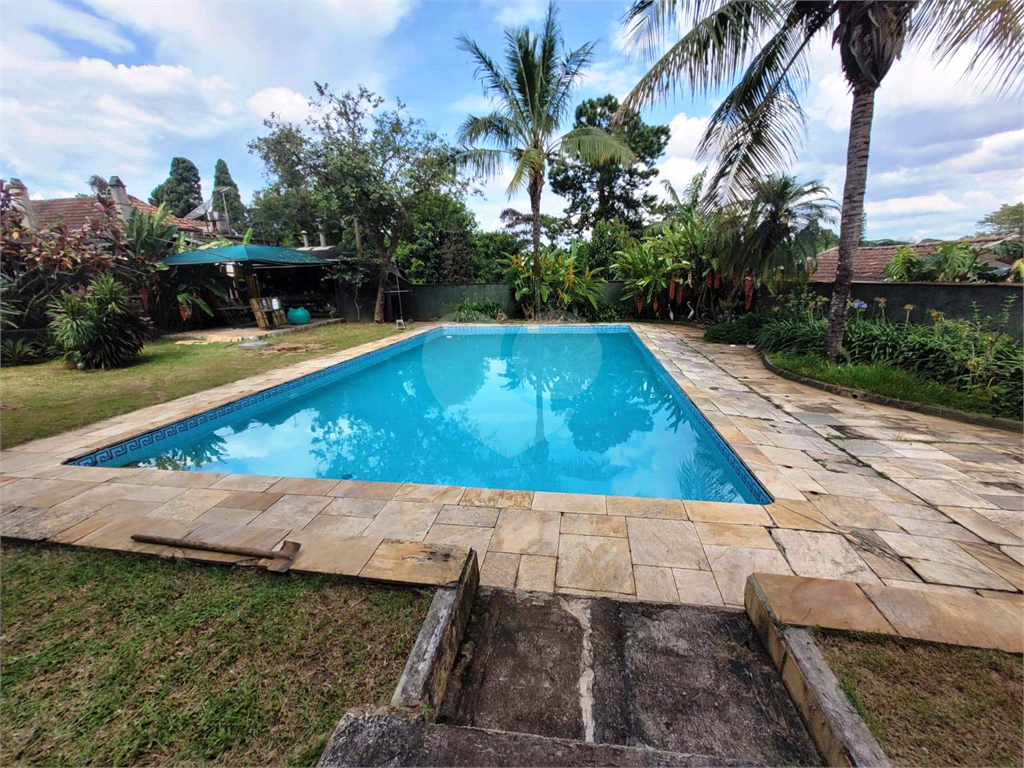Casa á Venda no Tremembé com 03 Suítes e 8 Vagas por R$ 3.998.000,00