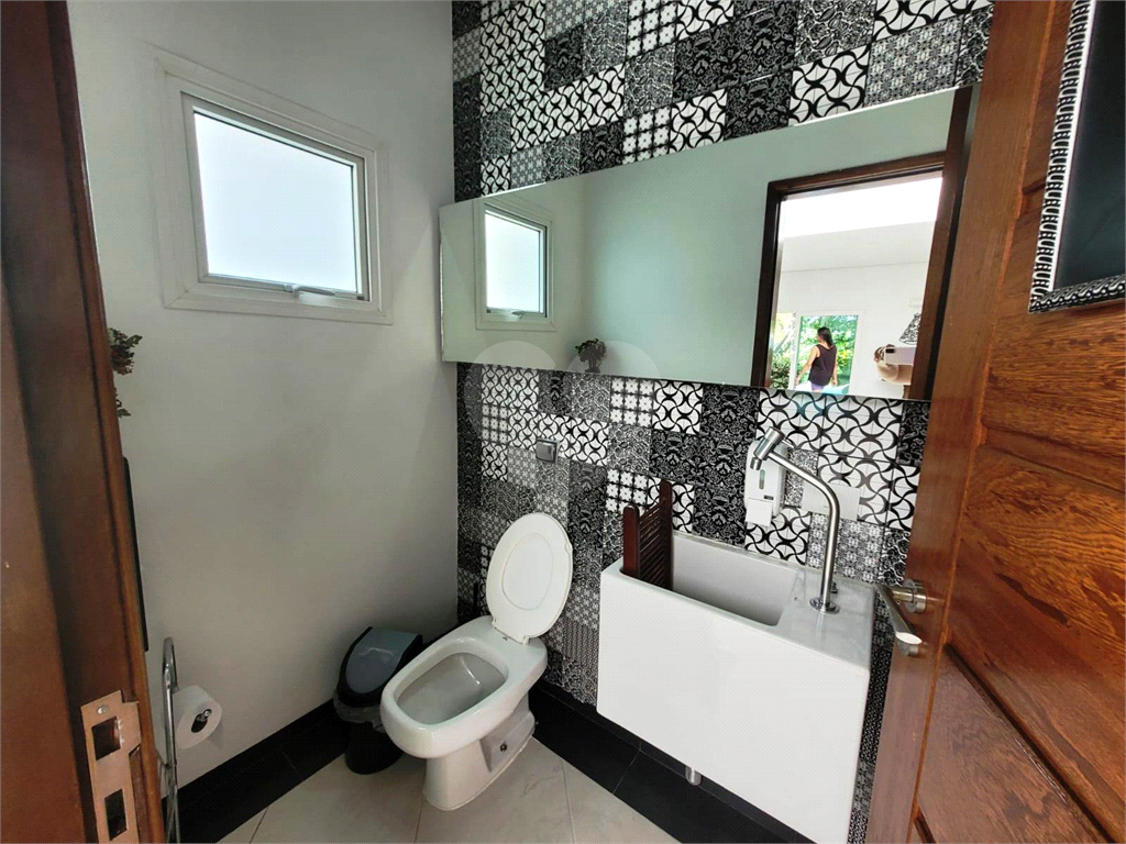 Casa á Venda no Tremembé com 03 Suítes e 8 Vagas por R$ 3.998.000,00