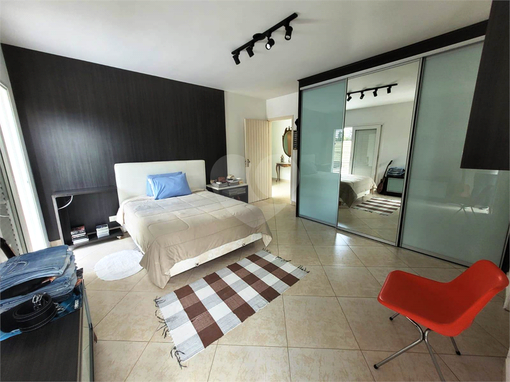 Casa á Venda no Tremembé com 03 Suítes e 8 Vagas por R$ 3.998.000,00