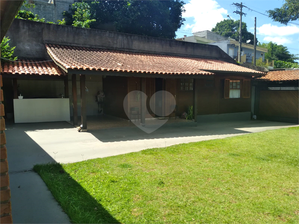Casa à venda com 3 quartos, 420m² - Foto 7