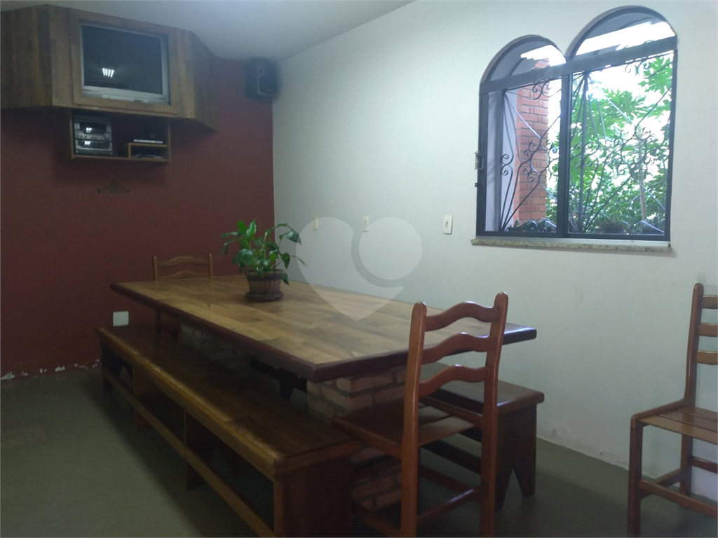 Casa à venda com 3 quartos, 420m² - Foto 24