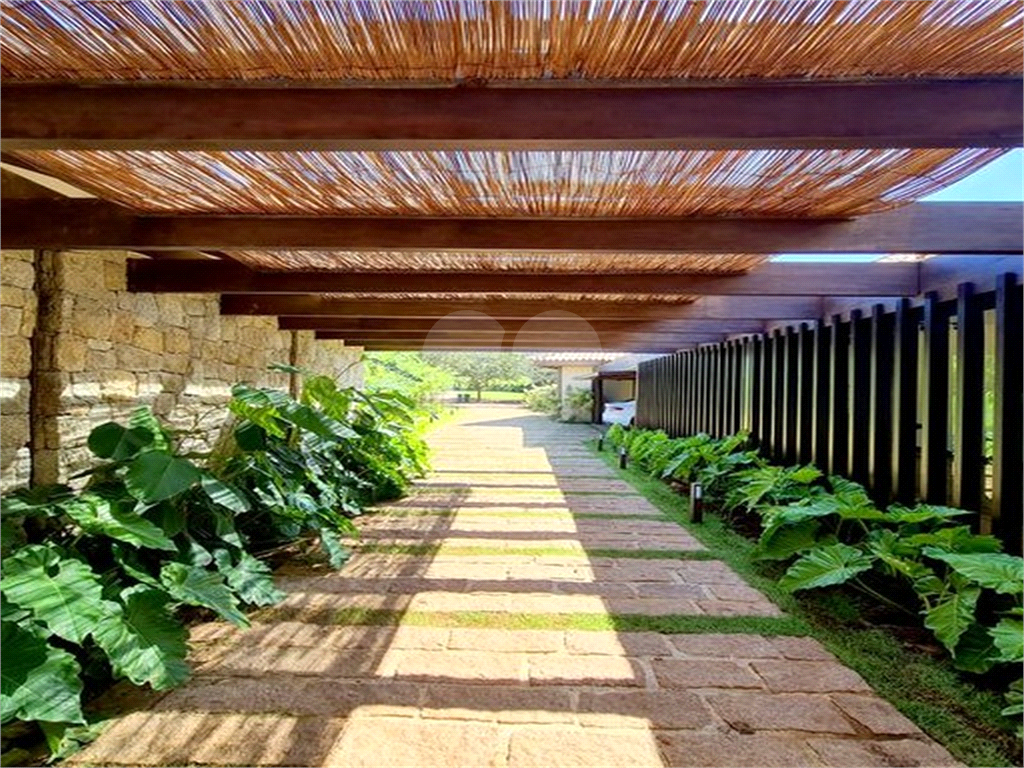 CASA CONDOMÍNIO FAZENDA BOA VISTA REFERÊNCIA NO PAÍS. 7 SUÍTES. NOVA. PRONTA PARA MORAR.
