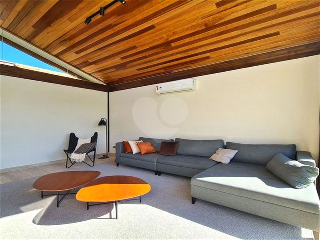 CASA CONDOMÍNIO FAZENDA BOA VISTA REFERÊNCIA NO PAÍS. 7 SUÍTES. NOVA. PRONTA PARA MORAR.
