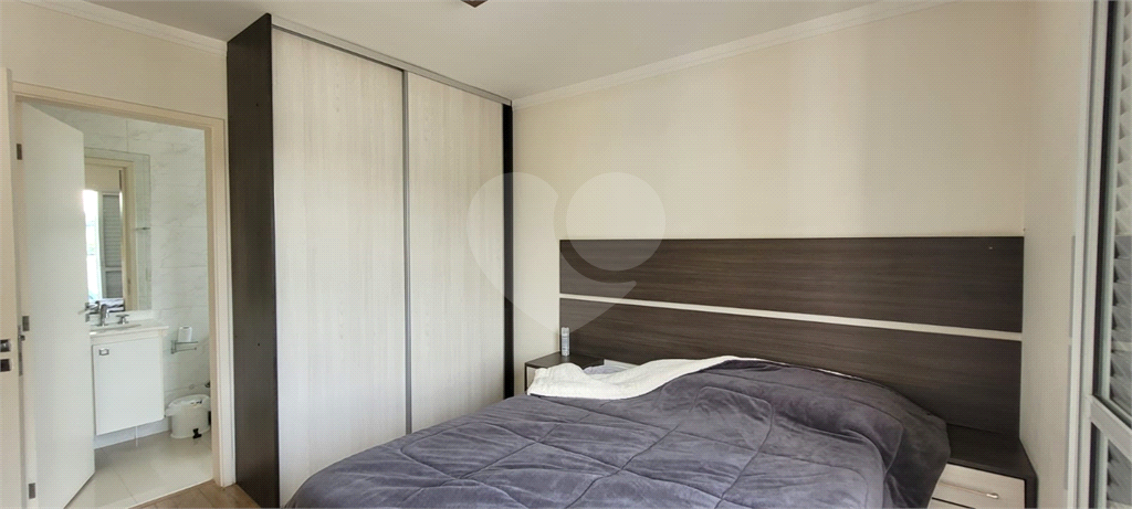 Apartamento à venda com 3 quartos, 83m² - Foto 18