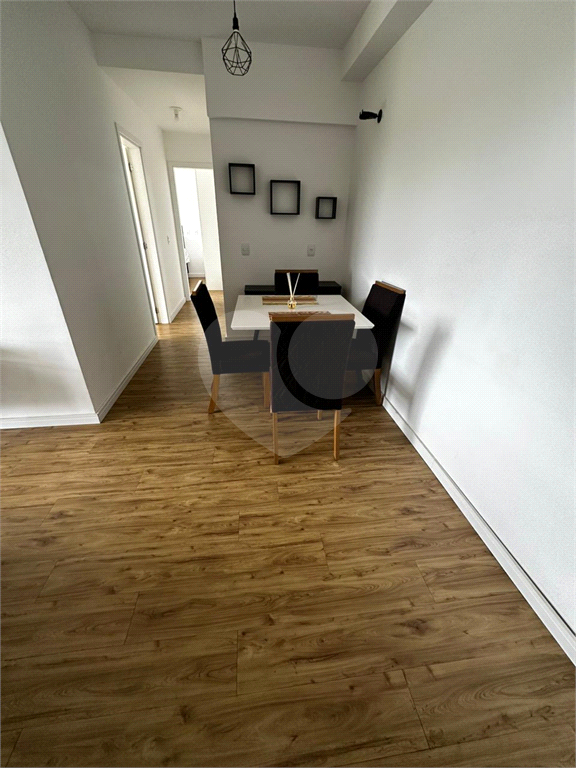 Apartamento à venda com 2 quartos, 58m² - Foto 4