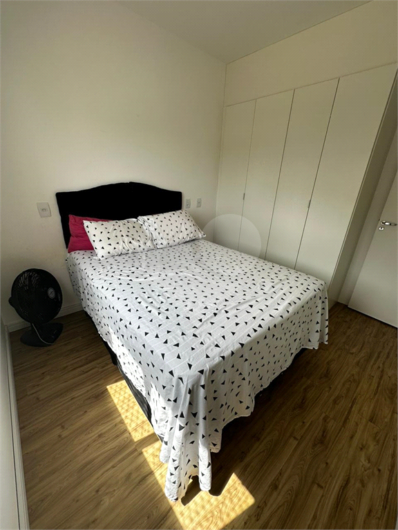 Apartamento à venda com 2 quartos, 58m² - Foto 17