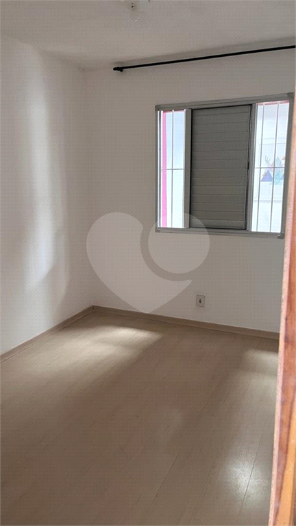 APARTAMENTO em ITAQUERA