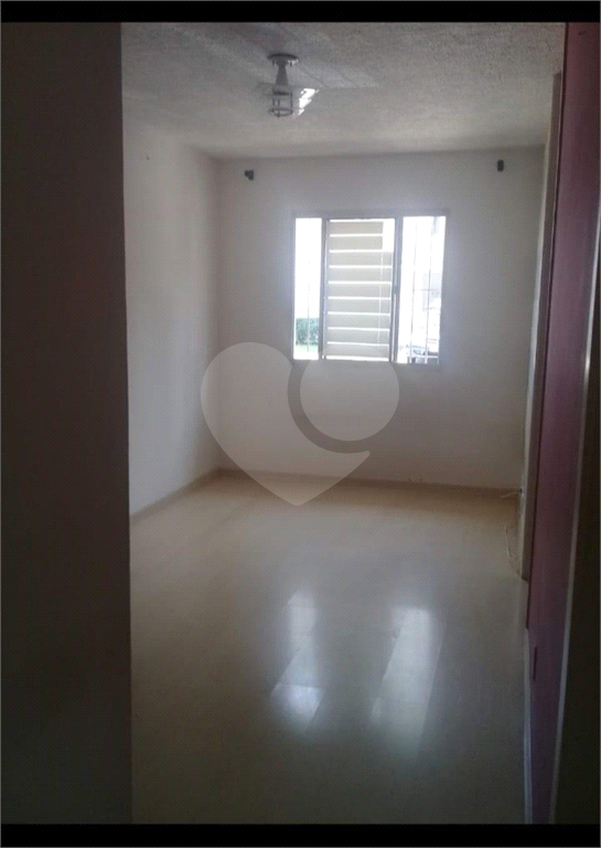 APARTAMENTO em ITAQUERA
