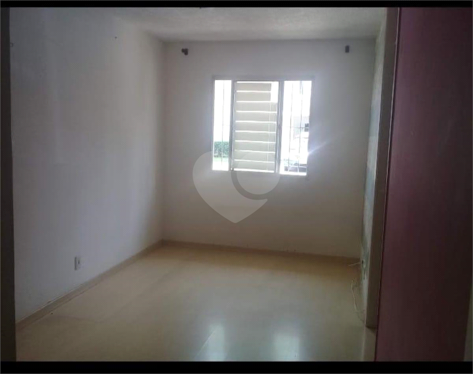 APARTAMENTO em ITAQUERA