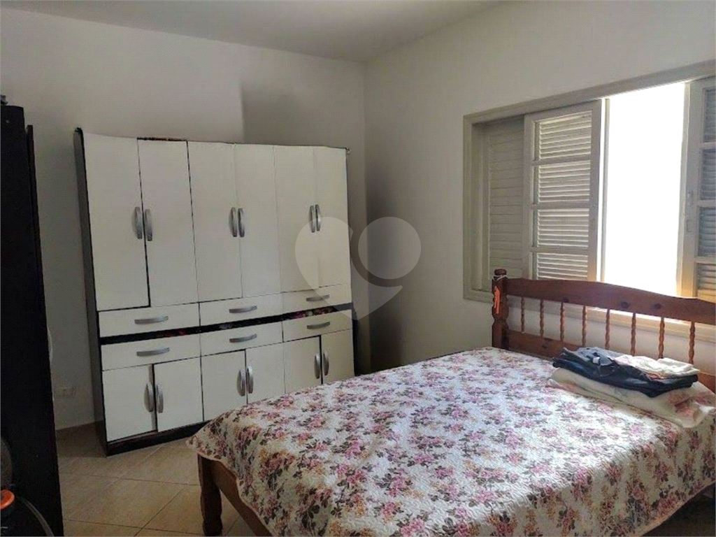 Casa - 3 dormitórios / quartos - 1 suíte - 5 vagas - 