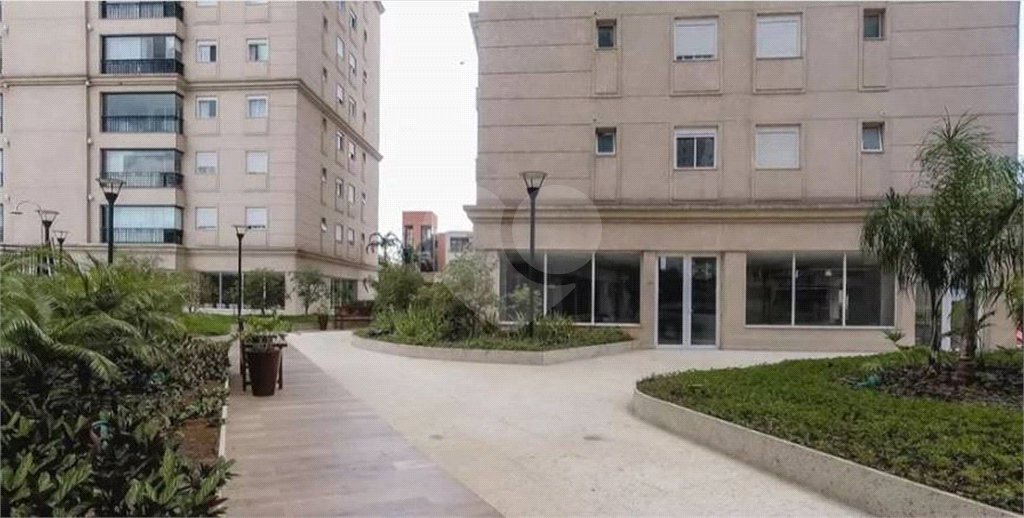 Apto à venda 82m² em Alphaville