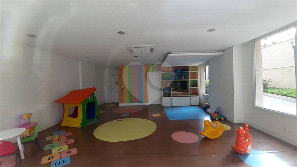 Apto à venda 82m² em Alphaville