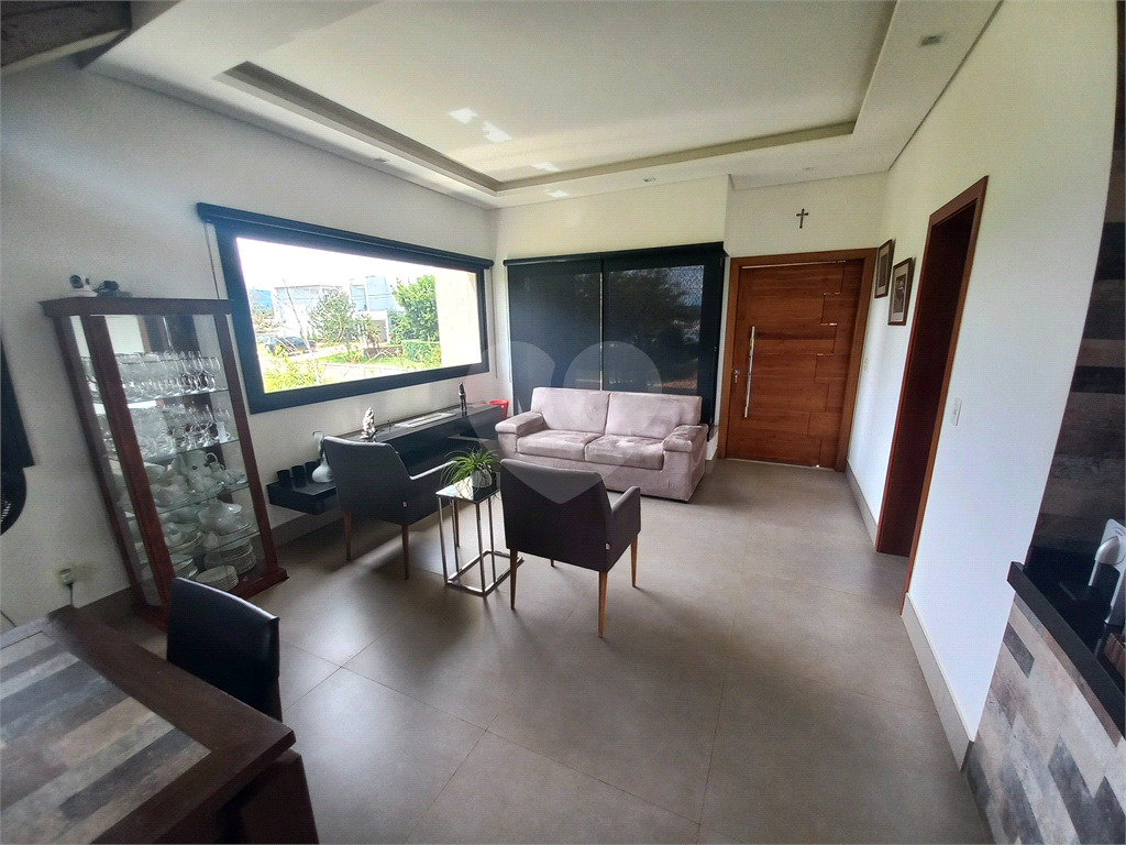 Casa à venda com 3 quartos, 303m² - Foto 5